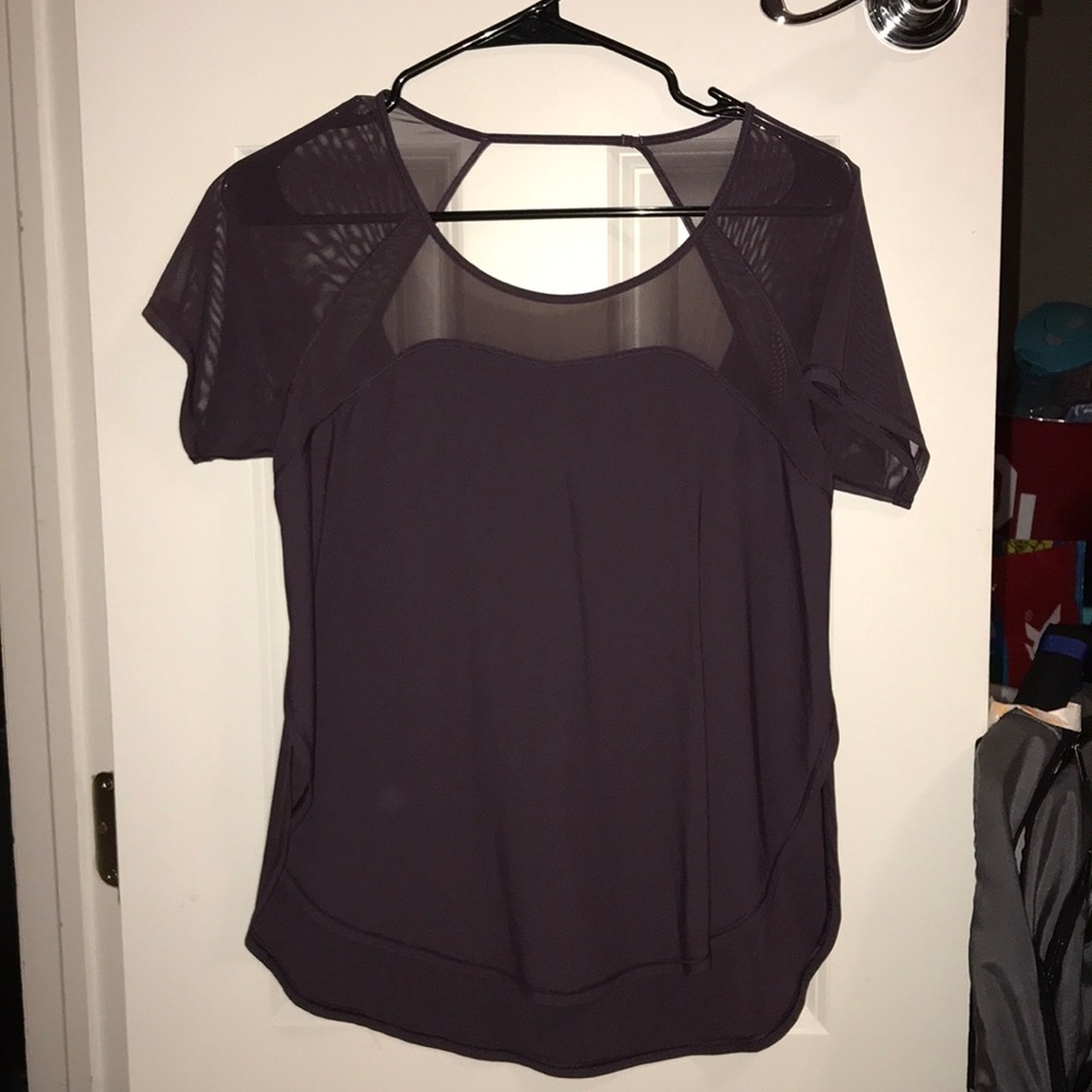 Lululemon top